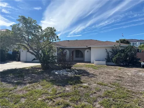 Exterior - 452 Seabee Ave, Naples, FL 34108 photo 6 of 6