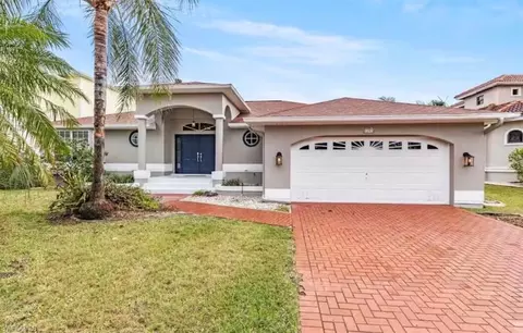 5701 Riverside Dr, Cape Coral, FL 33904