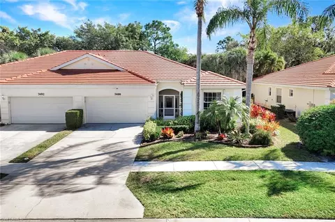 7488 Berkshire Pines Dr, Naples, FL 34104