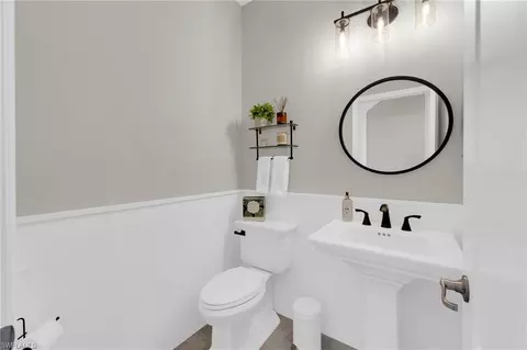 Bath - 17472 Ashcomb Way, Estero, FL 33928 photo 6 of 6