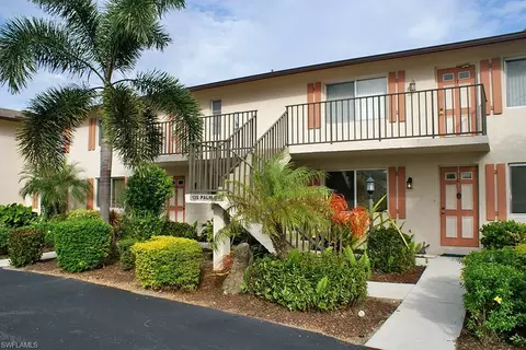 135 Palm Dr #12, Naples, FL 34112