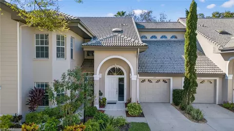 242 Via Perignon #9-3, Naples, FL 34119