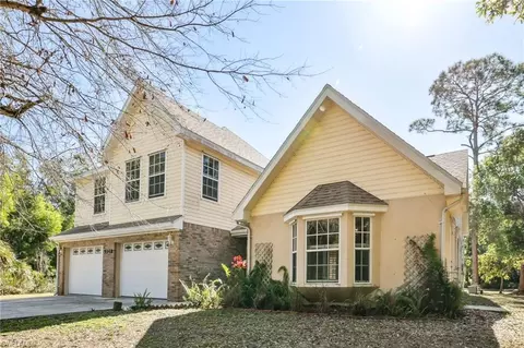 5348 Cypress Ln, Naples, FL 34113