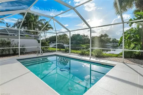 3360 Cayman Ln, Naples, FL 34119