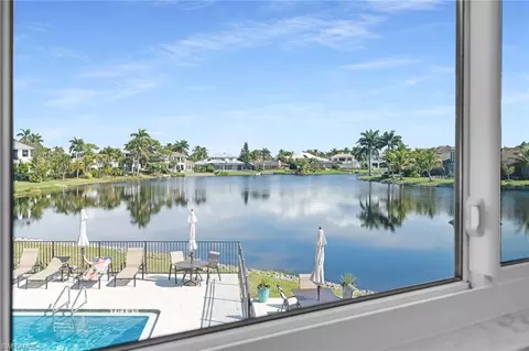 View/Area - 4150 Crayton Rd #B6, Naples, FL 34103 photo 3 of 12