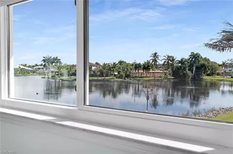 View/Area - 4150 Crayton Rd #B6, Naples, FL 34103 photo 2 of 12
