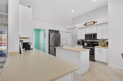 Kitchen - 22830 Snaptail Ct, Estero, FL 33928 photo 5 of 5