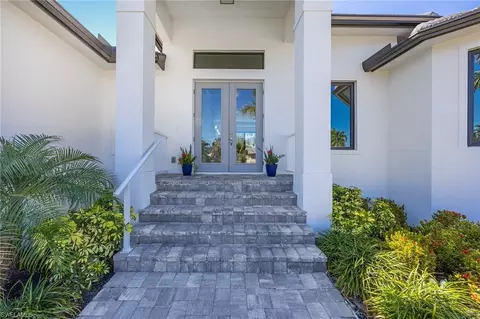 740 Seagrape Dr, Marco Island, FL 34145