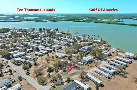 1160 Rewis Dr, Chokoloskee, FL 34138