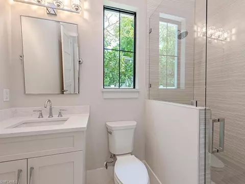 Bath - 1102 9th Ave N, Naples, FL 34102 photo 3 of 3