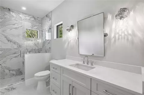 Bath - 1102 9th Ave N, Naples, FL 34102 photo 8 of 9