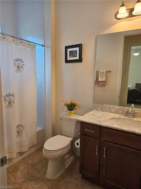 Bath - 1283 Manado Dr, Naples, FL 34113 photo 4 of 5