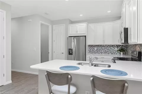 Kitchen - 1265 Enbrook Loop, Naples, FL 34114 photo 3 of 4
