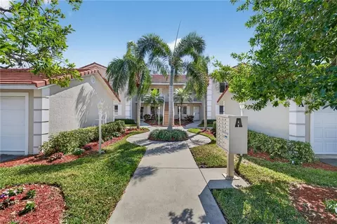 6700 Dennis Cir #A102, Naples, FL 34104