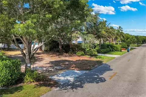 760 1st Ave N, Naples, FL 34102 photo 11