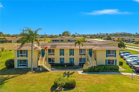 100 Glades Blvd #4, Naples, FL 34112