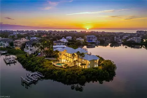 195 San Mateo Dr, Bonita Springs, FL 34134