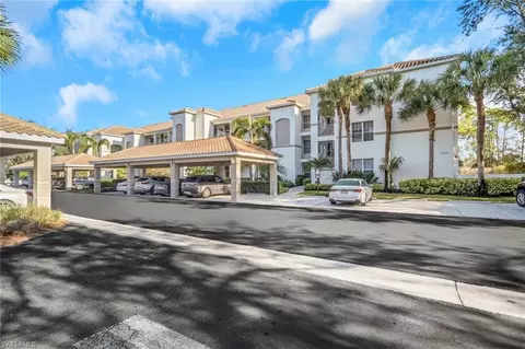 8241 Parkstone Pl #106, Naples, FL 34120
