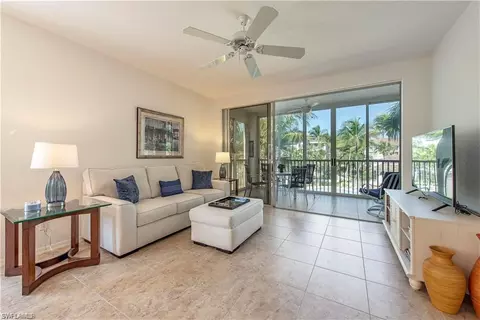 7702 Pebble Creek Cir #201, Naples, FL 34108