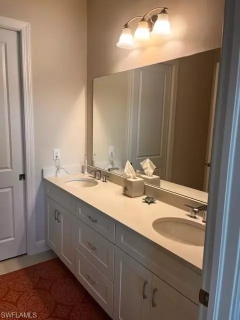 Bath - 9195 Cayman Dr, Naples, FL 34114 photo 1 of 3
