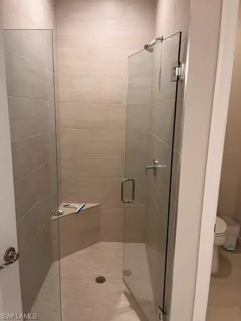 Bath - 9195 Cayman Dr, Naples, FL 34114 photo 2 of 3