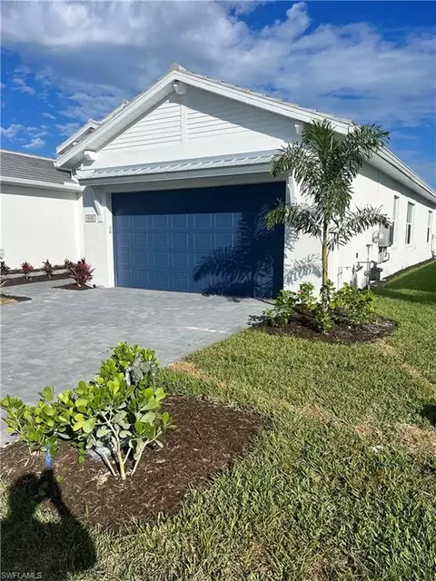 Exterior - 9195 Cayman Dr, Naples, FL 34114 photo 2 of 4