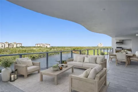 4810 Pelican Colony #404, Bonita Springs, FL 34134