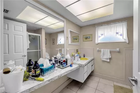 Bath - 690 Murex Dr, Naples, FL 34102 photo 1 of 4