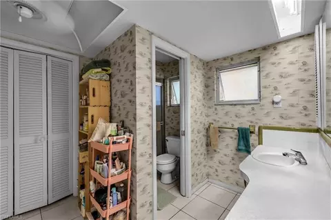 Bath - 690 Murex Dr, Naples, FL 34102 photo 3 of 4