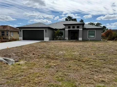 5323 Beck St, Lehigh Acres, FL 33971