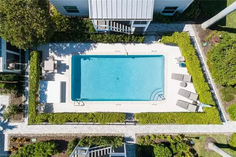 Exterior - 230 6th Ave S #12, Naples, FL 34102 photo 9 of 10