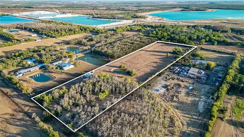 15501 S Mallard Ln, Fort Myers, FL 33913