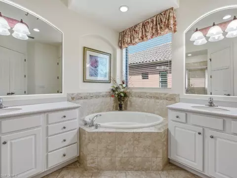 Bath - 6300 Serano Way, Naples, FL 34113 photo 1 of 3