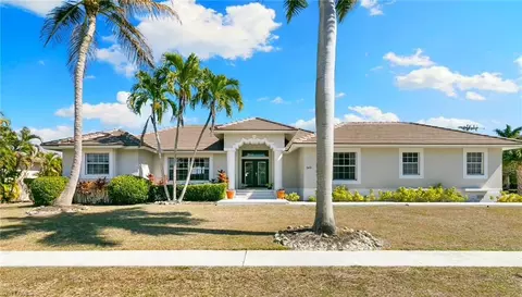 349 Lamplighter Dr, Marco Island, FL 34145