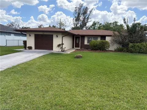 4584 31st Ave SW, Naples, FL 34116
