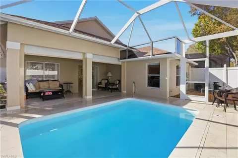 1087 Silverstrand Dr, Naples, FL 34110