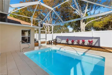 Exterior - 1087 Silverstrand Dr, Naples, FL 34110 photo 3 of 8