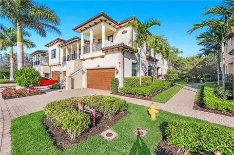 2472 Breakwater Way #11102, Naples, FL 34112