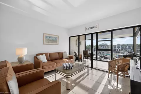 801 River Point Dr #206A, Naples, FL 34102