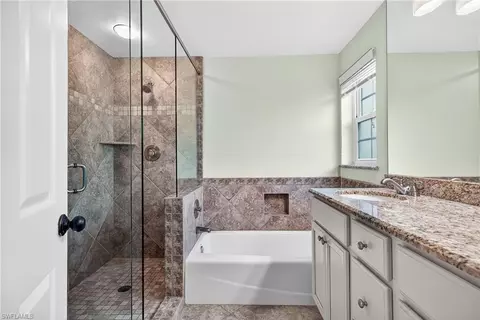 Bath - 5899 Chanteclair Dr #211, Naples, FL 34108 photo 3 of 3