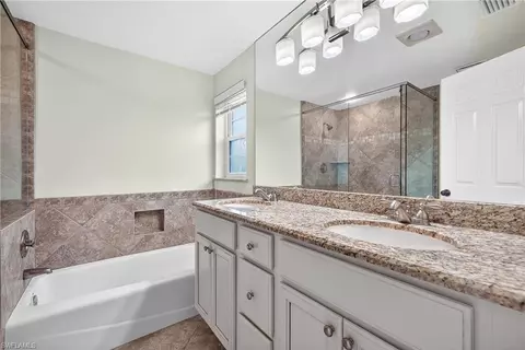 Bath - 5899 Chanteclair Dr #211, Naples, FL 34108 photo 2 of 3