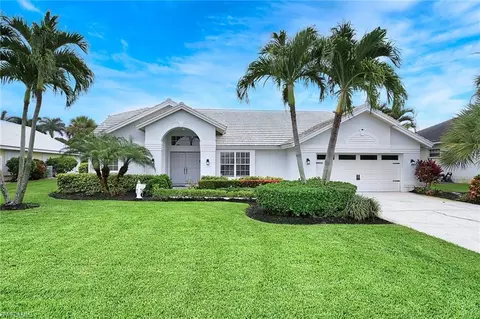 28900 Regis Ct, Bonita Springs, FL 34134