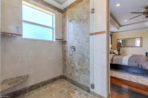 Bath - 2135 Par Dr, Naples, FL 34120 photo 2 of 9