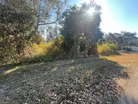 13901 Nassau Dr, Fort Myers, FL 33905