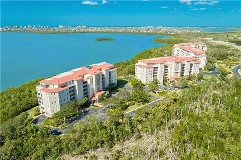 133 Vintage Bay Dr #14, Marco Island, FL 34145