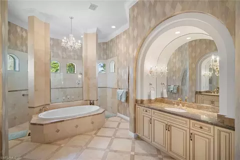 Bath - 7620 Palmer Ct, Naples, FL 34113 photo 3 of 6
