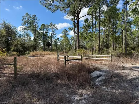 7583 19th Pl, Labelle, FL 33935