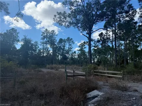 7583 19th Pl, Labelle, FL 33935 photo 6