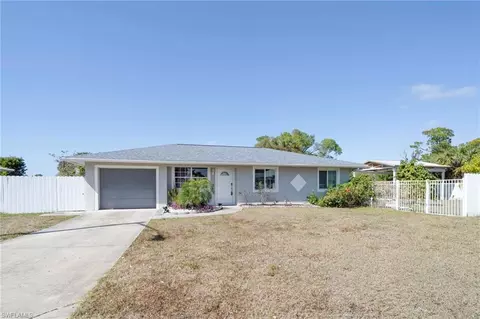 1701 Framingham Ct, Fort Myers, FL 33907