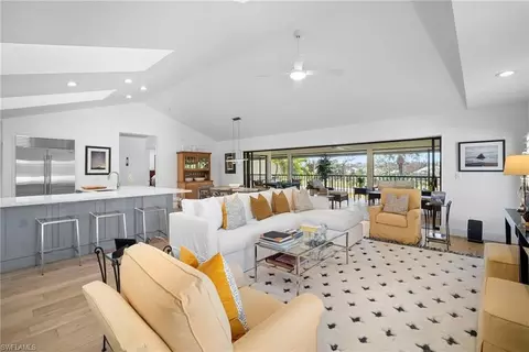 770 Eagle Creek Dr #304, Naples, FL 34113